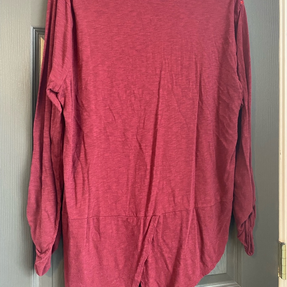 Women’s Lucky brand shirt - Picture 2 of 3